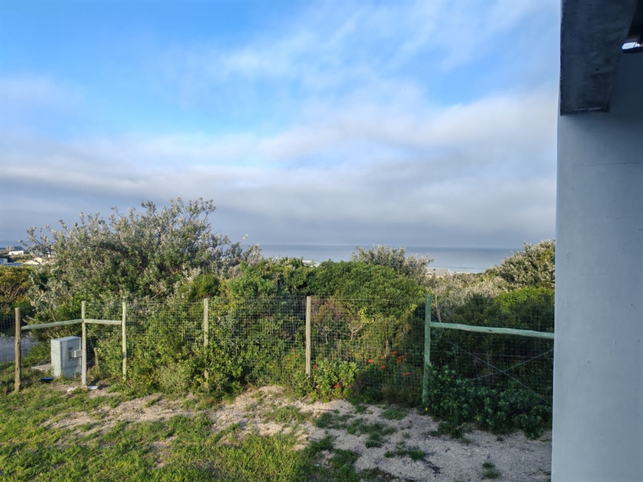 2 Bedroom Property for Sale in Cannon Rocks Eastern Cape